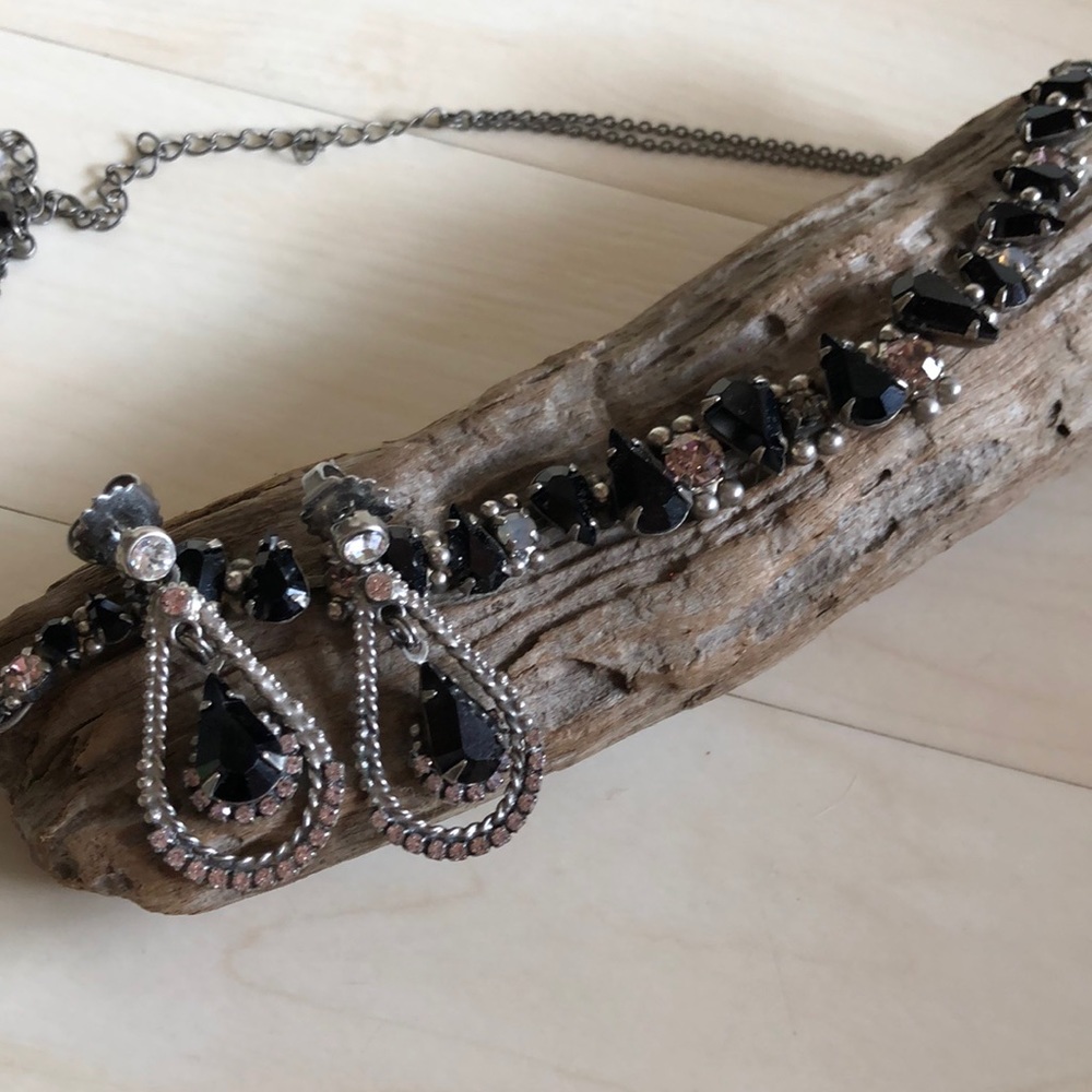 Sorrelli Necklace and Earring Set